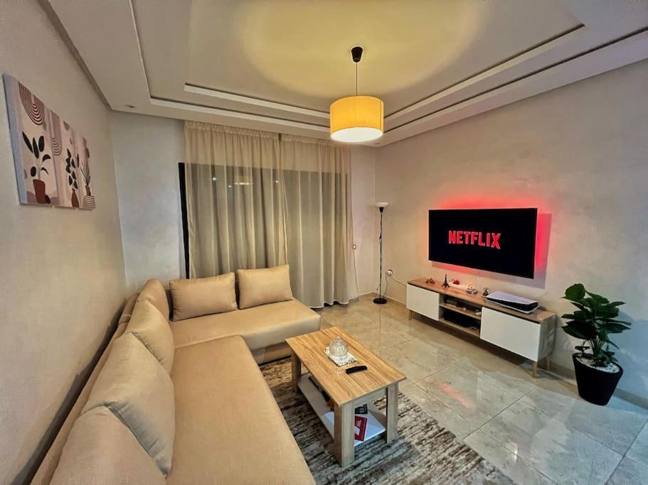 Sejour Chic - Moderne Avec Piscine Apartment